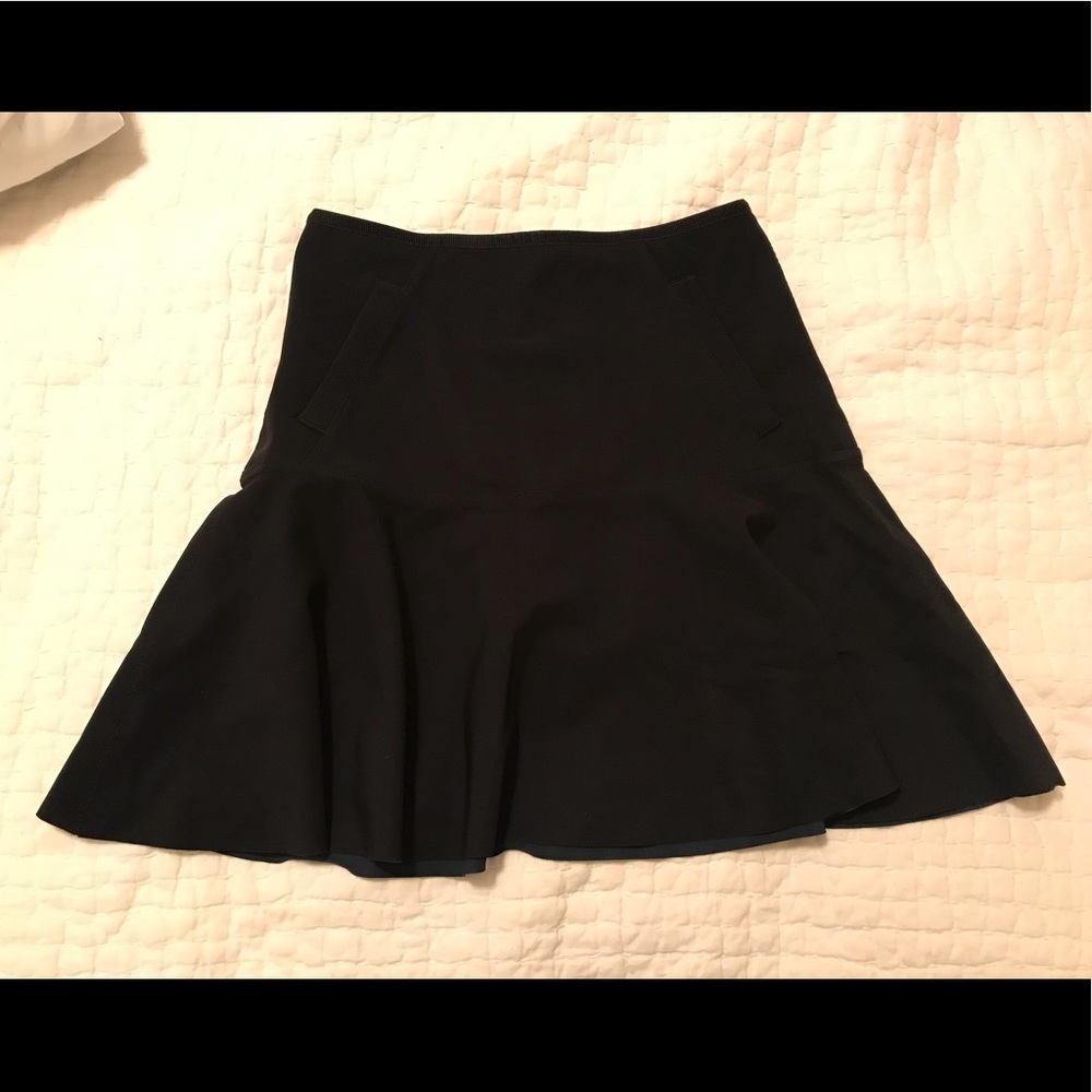Women’s Lululemon Get it On Black Skirt Flare Sz 4